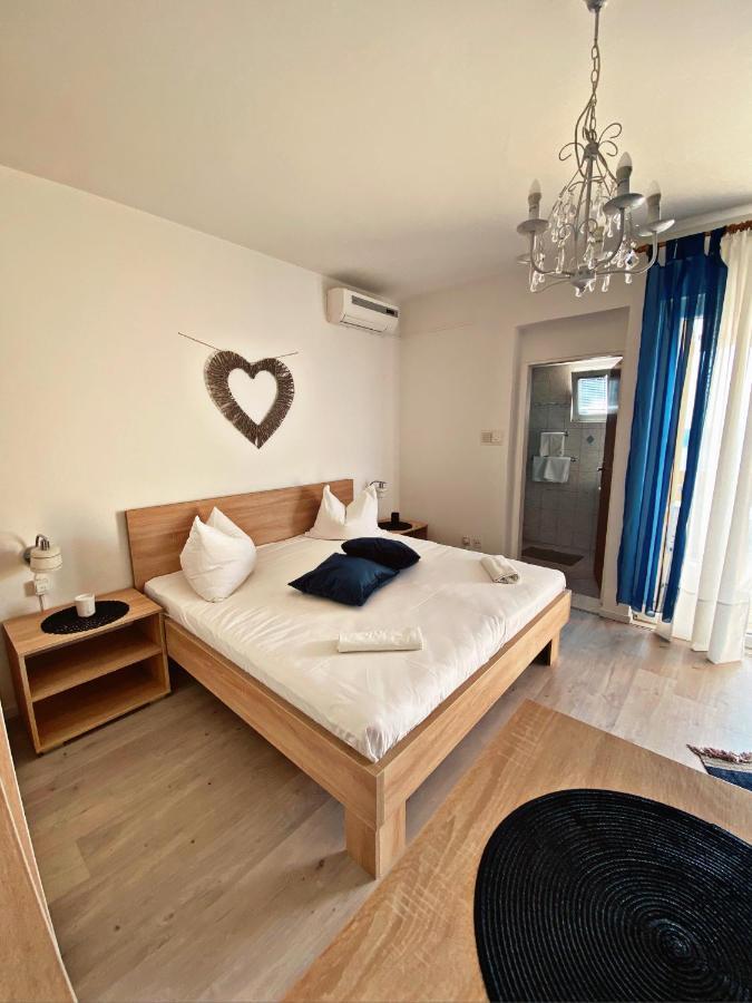 Hotel The Manzoni Family 3 Punat Exterior foto